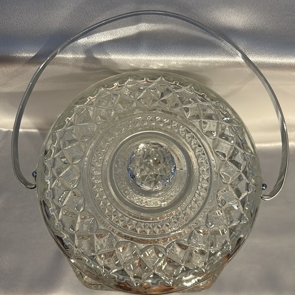 Vintage Anchor Hocking Wexford Glass Ice Bucket with Lid & Tongs Diamond Shaped - Picture 5 of 12